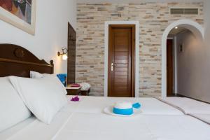 Plaza Beach Hotel Naxos Greece