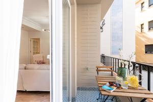 UNIQUE HOMES LAS SETAS, PLAZA DE SAN PEDRO 6 Pax