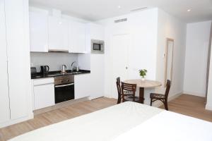Standard Studio room in New Point Opera