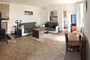 Adela´s Czech Village House