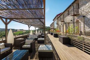 Domaine Riberach - Restaurant gastronomique - Spa - Piscine naturelle - Vignoble bio