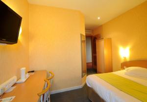 Hotels Comfort Hotel Saintes : photos des chambres