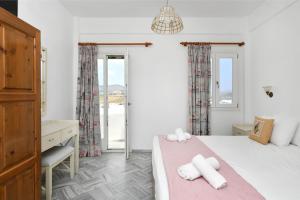 Hara Studios and Apartments Paros Greece