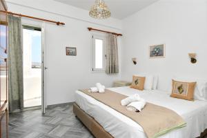 Hara Studios and Apartments Paros Greece