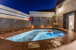 Hidden Treasure Suites