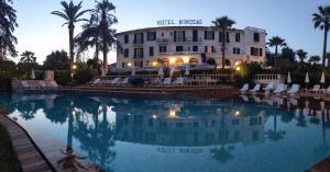 Hotels Hotel des Mimosas : photos des chambres