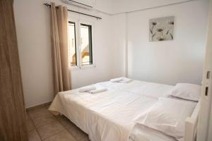 Seafront Apartment Kalamaki Heraklio Greece