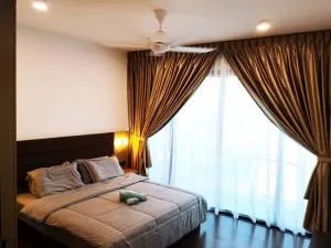 ALMAS PUTERI HARBOUR - Nusajaya