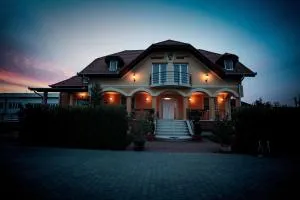 Airport Almáskert Panzió - Vecsés