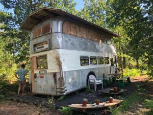 Sejours a la ferme Cosmic English Bus 2 floor : photos des chambres