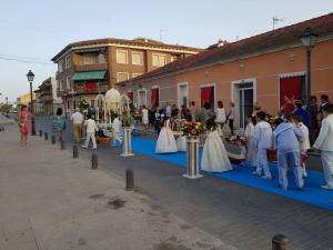 Residential jardín del pintor - la casa amarilla