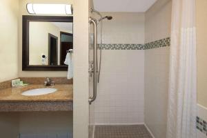Queen Room - Mobility Access/Non-Smoking room in AmericInn by Wyndham Ironwood