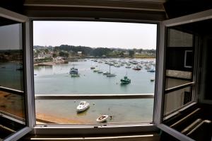 Hotels Hotel des Rochers : photos des chambres