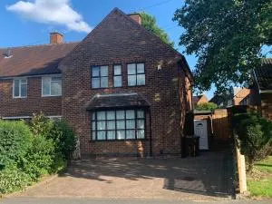 Farah’s guest suite - بيرتون أبون ترينت