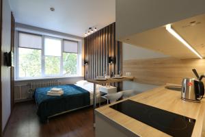 Studio Apartment room in BROADWAY apartments