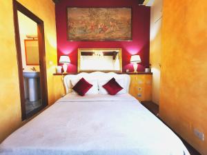 Real Rustic Tuscany Style In Center