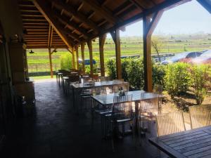 Sarea-n Bucate (Crama la Salina)