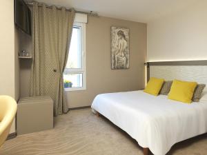 Hotels Les Grains d'Argent Dizy - Epernay : Chambre Double avec Vue sur les Vignobles