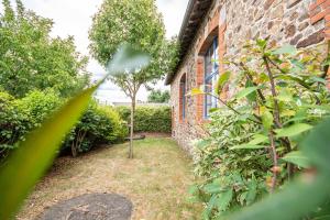 B&B / Chambres d'hotes Le DOMAINE DES ECOLIERS B&B : photos des chambres