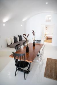 Aleria Luxury Cave Santorini