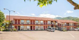 Ashland Valley Inn - 3hvězdičkové hotely ve městě Ashland