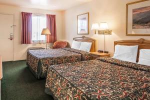 Double Room room in Ashland Valley Inn