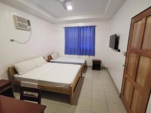 CafeMare Rooms