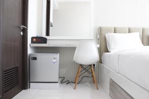 Gorgeous Studio at Mekarwangi Square Apartment with Mountain View By Travelio