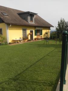 Obstbau und Gästezimmer Stani