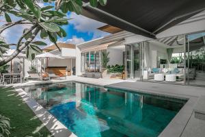 Modern 3BR Villa with Private Pool and BBQ - 4hvězdičkové hotely ve městě pláž