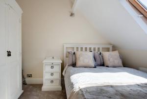 Carnegie Library: Shakespeare Apartment 3 Bedroom