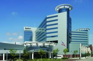 Radisson Plaza Hotel and Suites Kalamazoo - Hooper