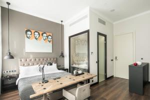 Luxury Double Room room in Quentin Prague Hotel