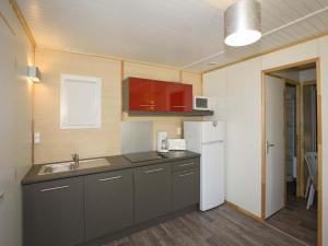 Campings Camping Le Mediterranee Argeles - Domaine pietonnier : photos des chambres