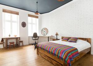 Hala Koszyki Spacious Apartment