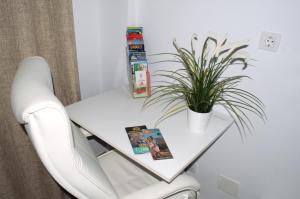 Edificio Seguro de Sol, Puerto La Cruz, Islas Canarias Tenerife