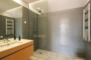 Porto Insight Cedofeita- Parking, Balconies & AC