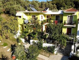 Alexandras House