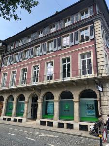 The 5 continents III - Premium appartment by Stay Swiss