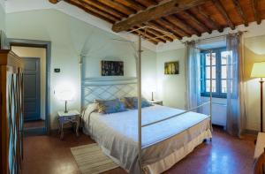 King Room with Pool View