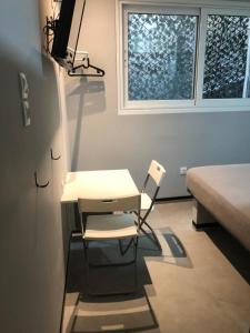 athens.apartotel.box