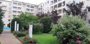 Le Jardin de lAtrium - Appartement moderne proche de Genève et Palexpo