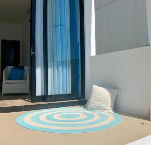 Phòng Giường Đôi Nhìn Ra Biển (Double Room with Sea View)