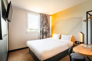 Hotels B&B HOTEL Igny Palaiseau : Chambre Double