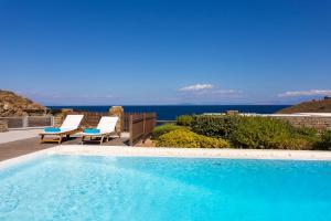 Villa Otzias Cape Kea Greece