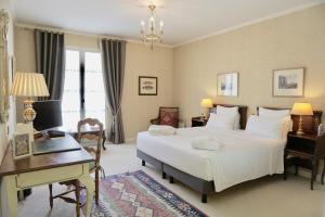 Hotels Le Manoir de Gressy : Chambre Double avec Terrasse