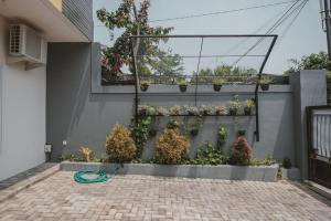 RedDoorz Syariah near Pahoman Lampung