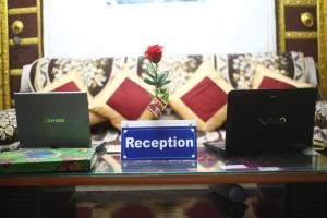 MOTHER HOMESTAY