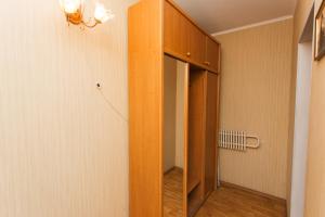 Apartment neer Kharkovskaya street 4 floor