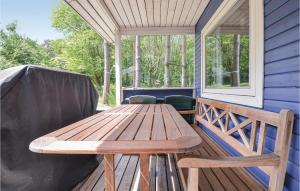 2 Bedroom Nice Home In Ebeltoft